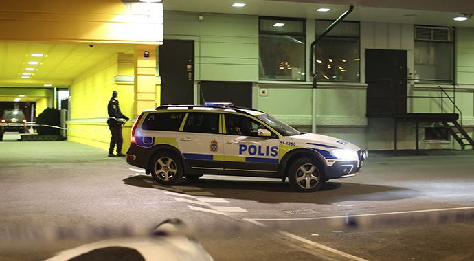 İsveç&#039;te restorana silahlı saldırı!