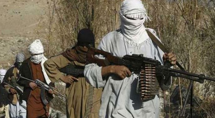 Pakistan ordusundan Taliban&#039;a darbe: 80 terörist öldürüldü