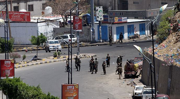 Aden&#039;de çatışma: 5 ölü, 20 yaralı