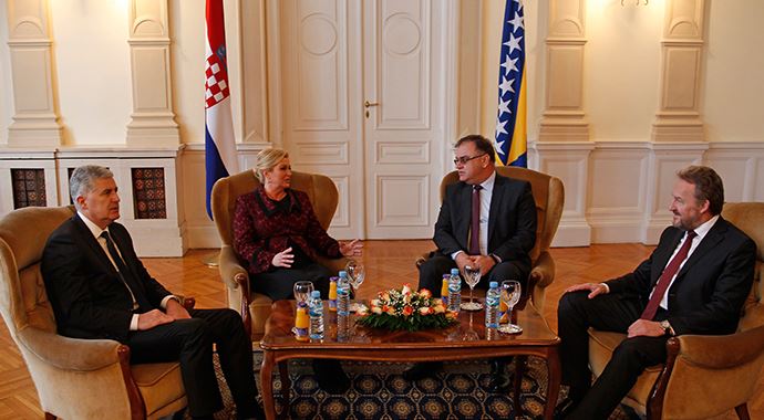 Hırvatistan Cumhurbaşkanı Kitaroviç Bosna Hersek&#039;te