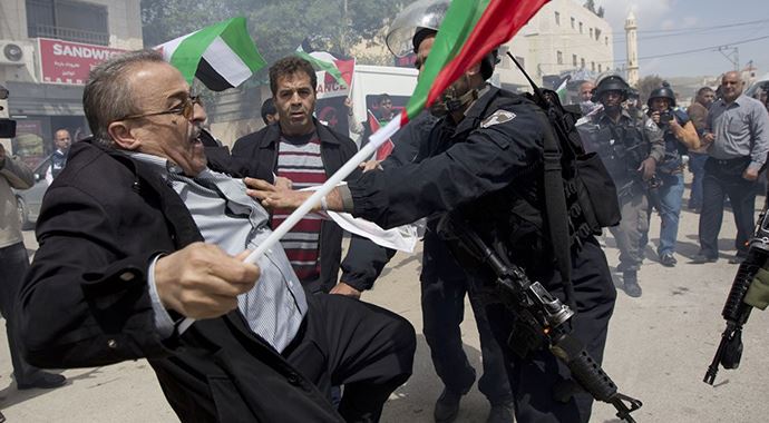 Filistinlilerin yürüyüşüne İsrail müdahalesi: 20 yaralı