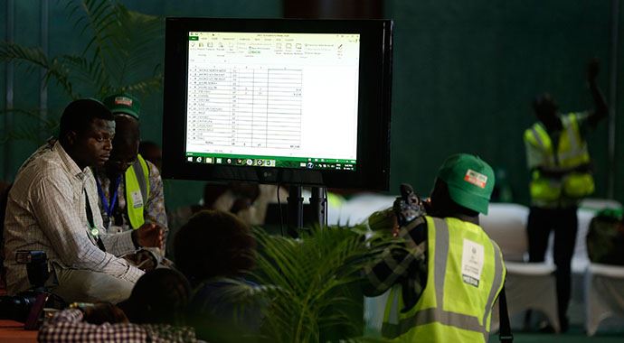 Nijerya&#039;da seçim sonrası oyların sayımı devam ediyor