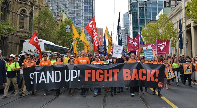 Avustralya&#039;da hükümetin yeni düzenlemeleri protesto edildi
