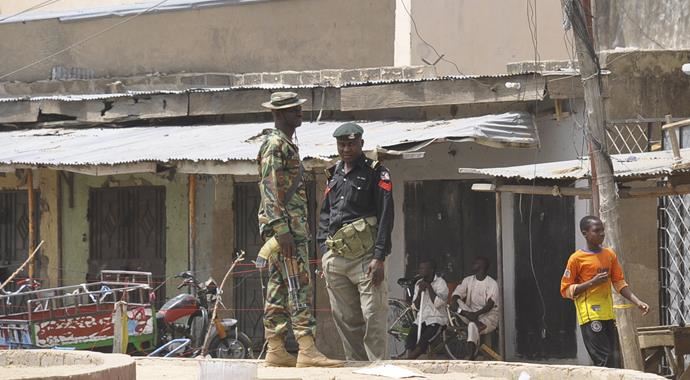 Nijerya&#039;da bombalı saldırılarda 50 kişi öldü
