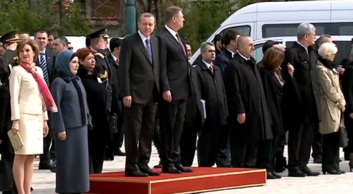  Erdoğan&#039;a Romanya&#039;da resmi tören