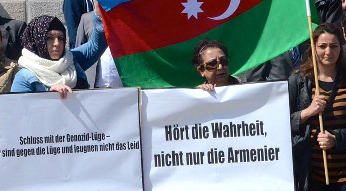 Avusturya&#039;daki Türk derneklerinden parlamentoya tepki