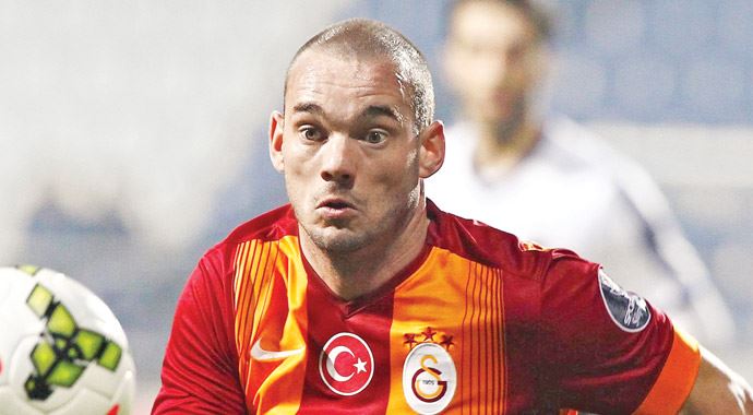 Sneijder yoksa kayıp çok