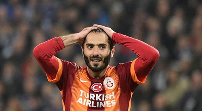 Galatasaray&#039;da iki isme uyarı