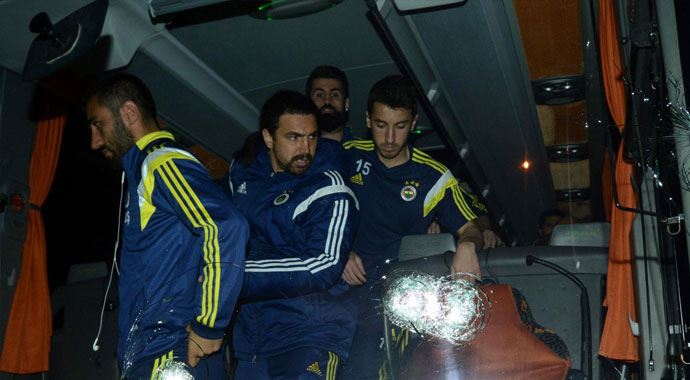 Fenerbahçe saldırısında soruşturma sürüyor