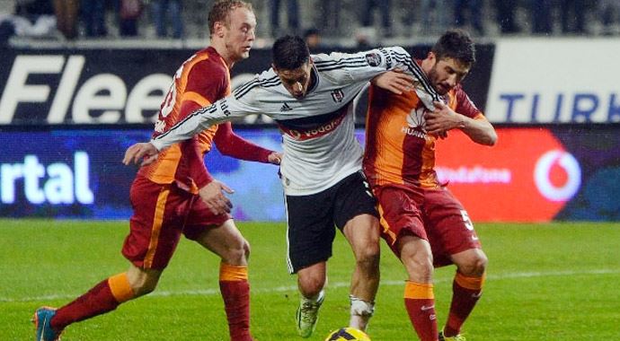 Galatasaray Beşiktaş maçındaki bu ihtimal zirveyi karıştıracak