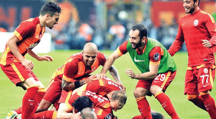 4. yıldıza ulaşan Galatasaray, gözünü yeni sezona dikti