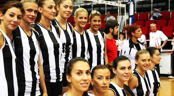 Beşiktaşlı voleybolcular 4 bayanı darp etti
