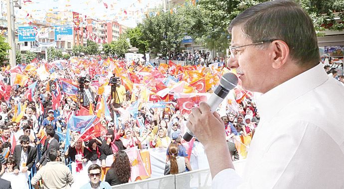 Başbakan Davutoğlu: Derin devletin yerini HDP aldı