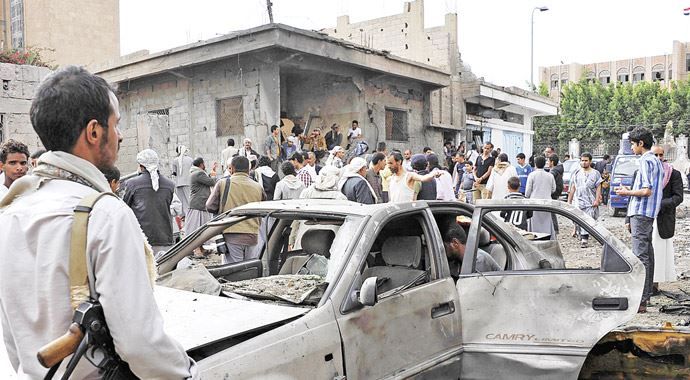 Suud uçakları Husilere bomba yağdırdı: 40 ölü