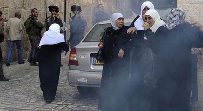 Mescid-i Aksa&#039;da gerginlik: 3 Filistinli kadın gözaltına alındı