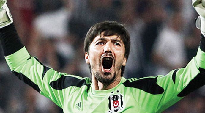 Beşiktaş&#039;ın yeni teknik patronu yabancı kaleciye karşı çıktı