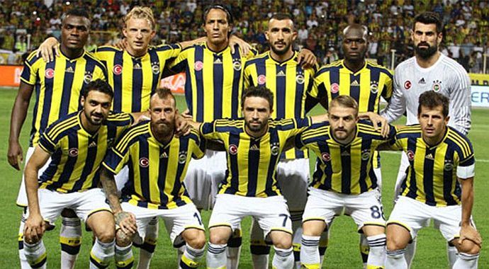 Fenerbahçe&#039;de 5 futbolcu birden gitti