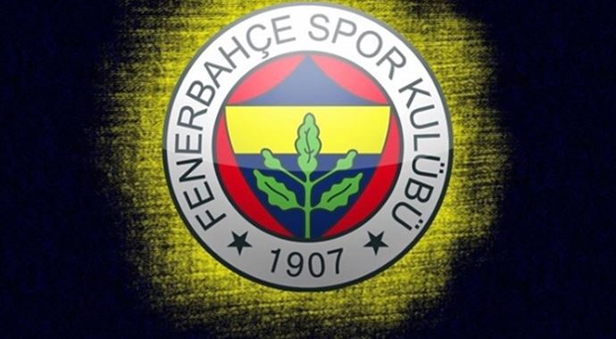 Fenerbahçeli futbolcunun burnu kırıldı