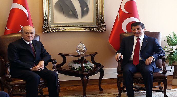 Davutoğlu ve Bahçeli helalleşmiş!