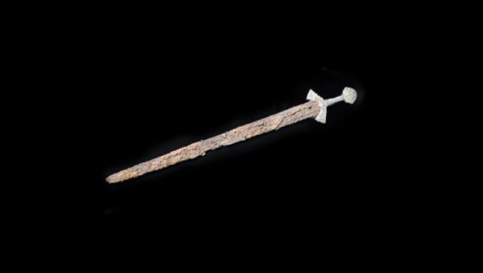 Bin yıllık Viking kılıcı
