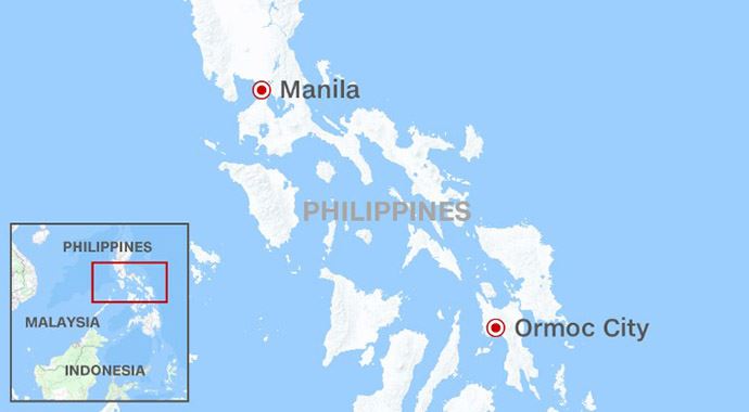Filipinler&#039;de 189 kişi taşıyan gemi battı
