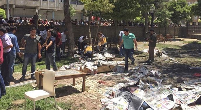 Gaziantep ve Suruç&#039;ta canlı bomba yelekleri aynı çıktı