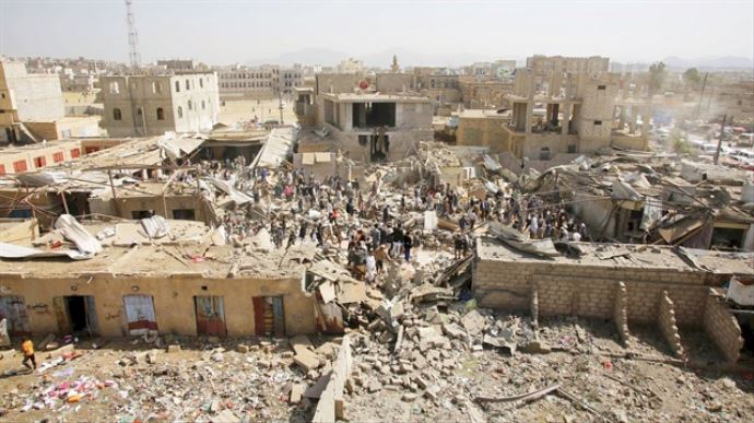 Koalisyon güçleri yerleşim yerini vurdu: 120 sivil hayatını kaybetti