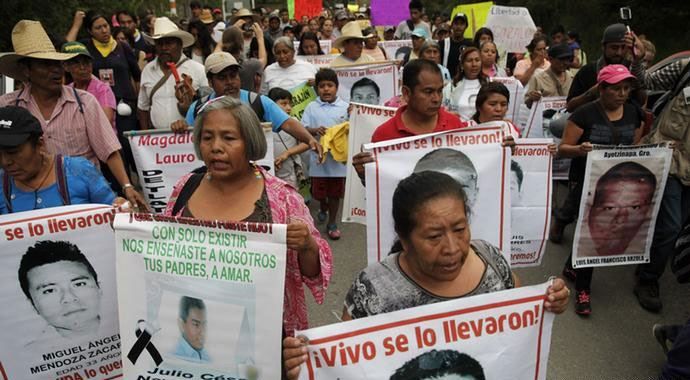 Meksika&#039;da kayıp öğrencileri arama çalışmaları sırasında 129 ceset bulundu