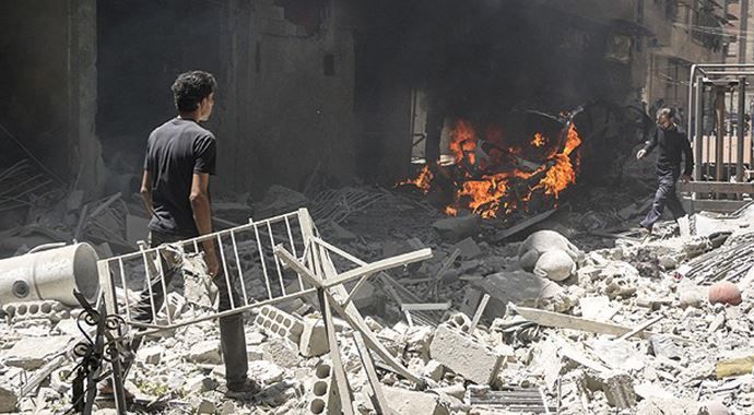 Rejim uçaklarının saldırısında 5 sivil öldü