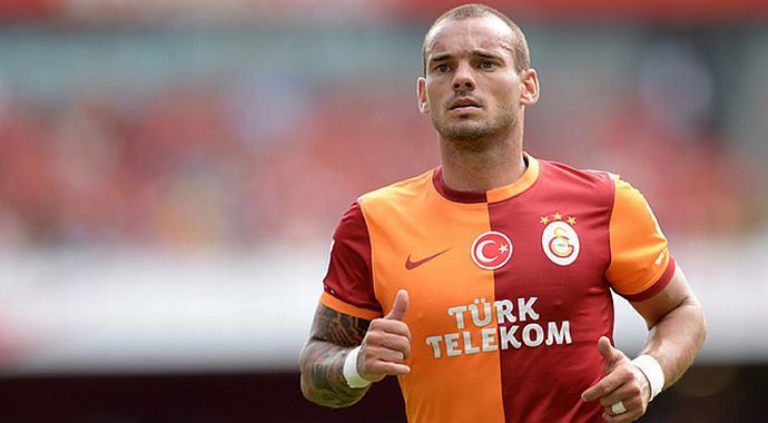 Sneijder&#039;e yeni sözleşme