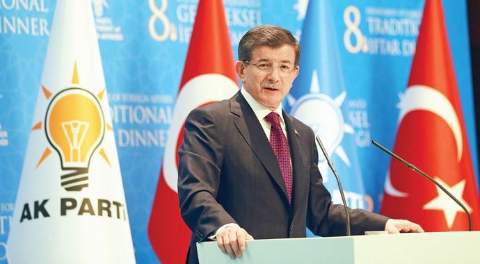 Davutoğlu&#039;ndan liderlere çağrı, teröre karşı tek ses olalım