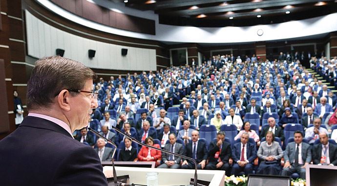 Davutoğlu: Seçim zehir değil deva