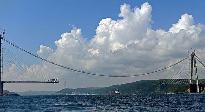 Yavuz Sultan Selim Köprüsü&#039;nde çalışmalar 24 saat sürüyor