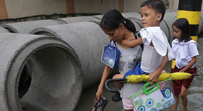 Filipinler&#039;deki tayfunda hayatını kaybedenlerin sayısı 15&#039;e çıktı