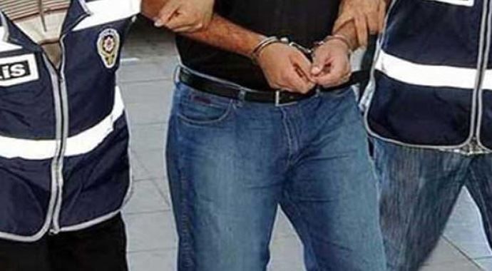 Erdoğan&#039;a hakaret eden 2 kişi tutuklandı