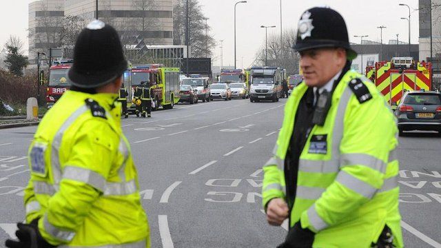 Birleşik Krallık&#039;ta 7 saatte Müslümanlara 3 ayrı saldırı