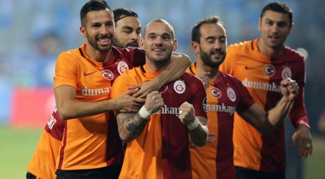 Galatasaray Antalya&#039;ya karşı zorlanıyor