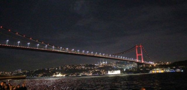 İstanbul turuncuya büründü