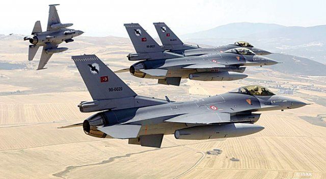 PKK&#039;ya bir darbe daha! 22 jetle 23 kamp yerle bir