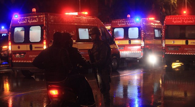 Tunus&#039;ta terör saldırısı: 15 ölü