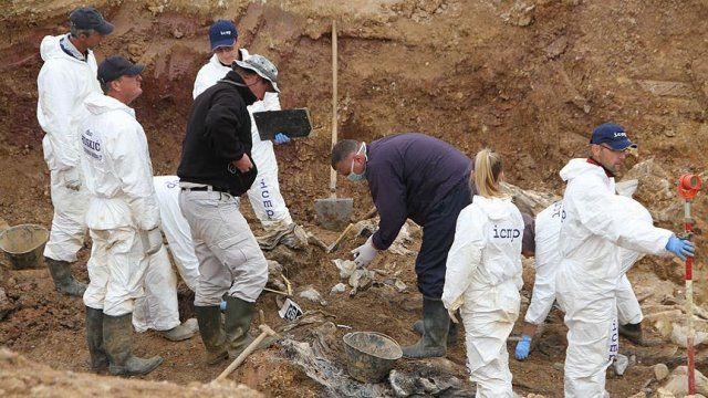 Bosna Hersek&#039;te 15 kurbanın gömülü olduğu toplu mezar bulundu