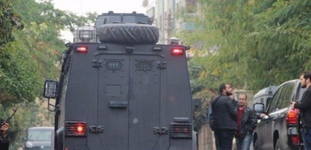 Cizre’de polis kaçırıldı