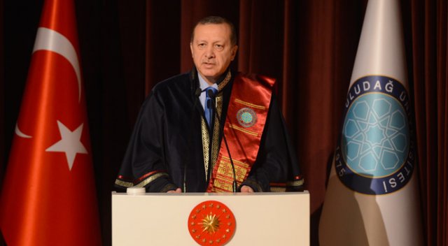 Cumhurbaşkanı Erdoğan anlatırken gözleri doldu!