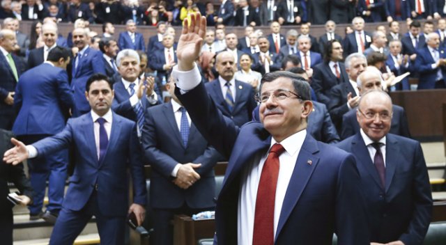 Davutoğlu: Bu kamplardan Irak haberdardı