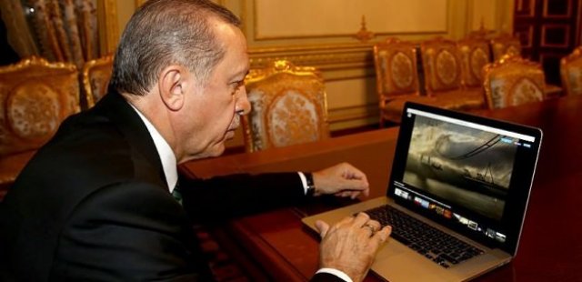 Erdoğan &#039;AA Yılın Fotoğrafları&#039; oylamasına katıldı
