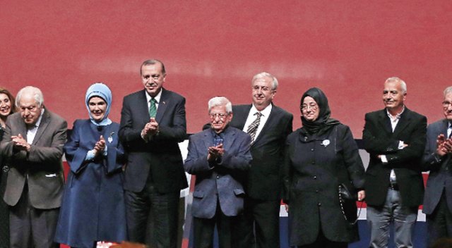 Erdoğan: Biz işgal değil ihya ederiz