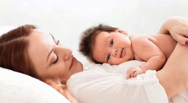 Hepatit B doğum sırasında anneden bebeğe geçiyor