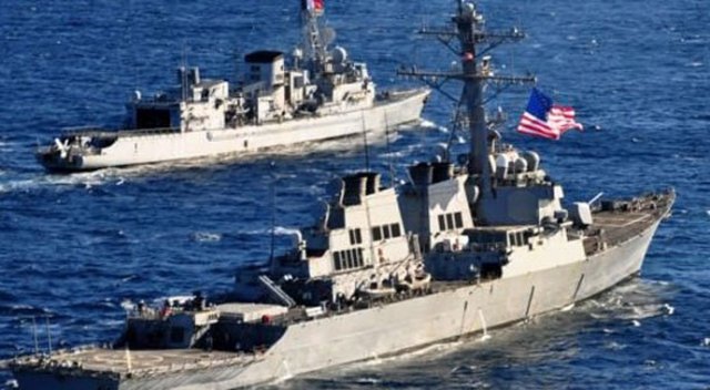 İran&#039;dan ABD gemisine füze saldırısı