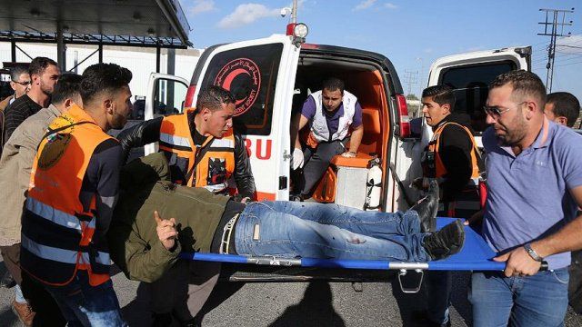 İsrail polisi Batı Şeria&#039;da bir Filistinliyi vurdu