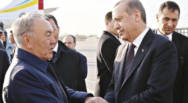 Nazarbayev arabulucu oldu